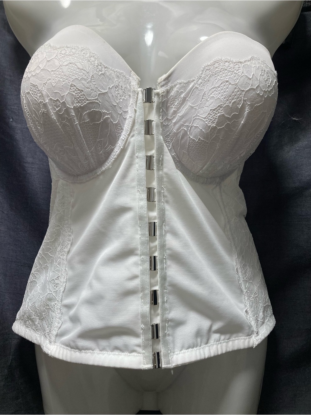 Ashley Graham White Lace Bustier Corset Longline Bra Plus Size 1X